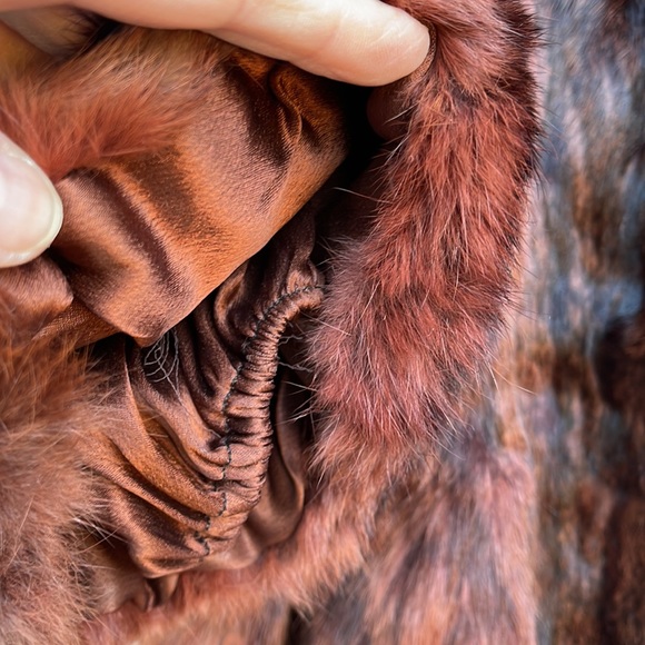 Vintage fur coat in beautiful condition size Medium / Large - Picture 5 of 10